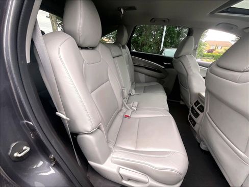 Used 2018 Acura MDX SH-AWD image 28