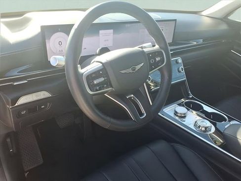 Used 2025 Genesis GV80 2.5T Standard image 8