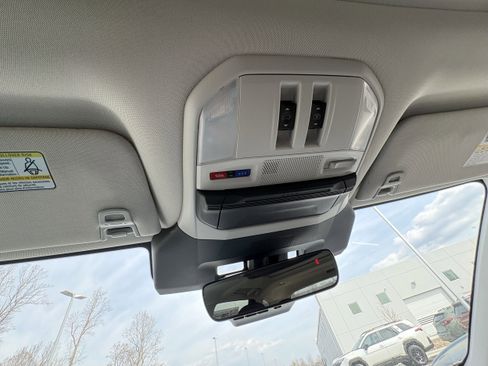 New 2026 Subaru Ascent Limited image 24