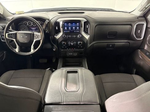 Used 2022 Chevrolet Silverado 1500 LT Trail Boss AWD/4WD image 33