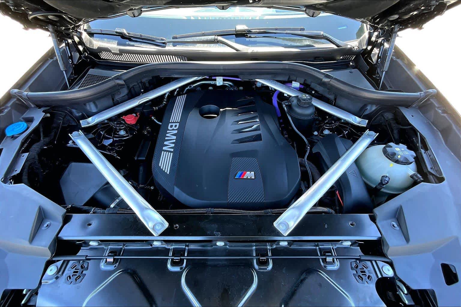 Used 2026 BMW X6 xDrive40i AWD/4WD image 32