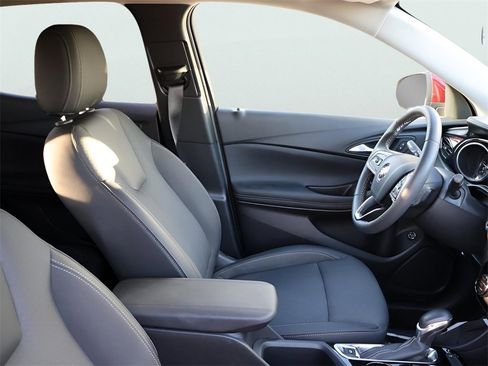 Used 2023 Buick Encore GX Select w/ Sport Touring Package image 10