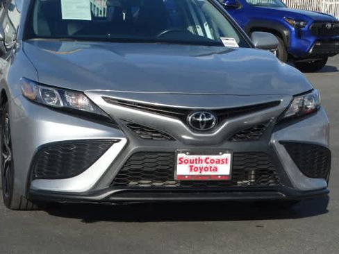 Used 2024 Toyota Camry SE w/ Blackout Package (TMS) image 4