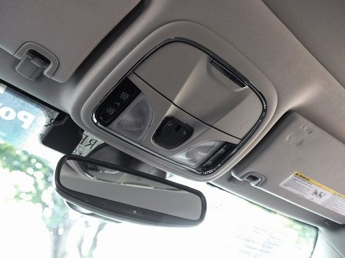 Used 2021 Jeep Cherokee Limited w/ Mopar Interior Package image 40