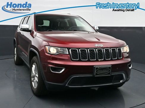 Used 2018 Jeep Grand Cherokee Limited AWD/4WD image 1