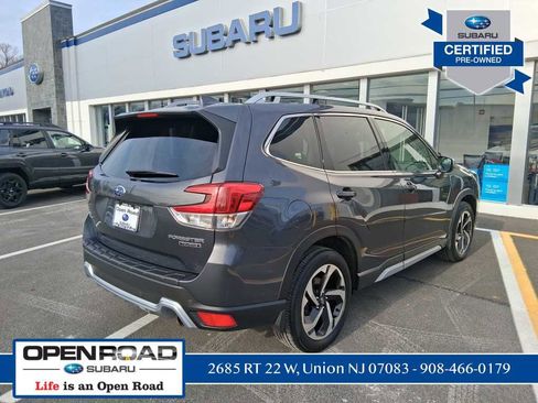 Used 2023 Subaru Forester Touring image 8
