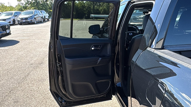 Used 2023 Honda Ridgeline Black Edition image 23