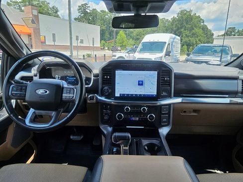 Certified 2022 Ford F150 Lariat AWD/4WD image 5