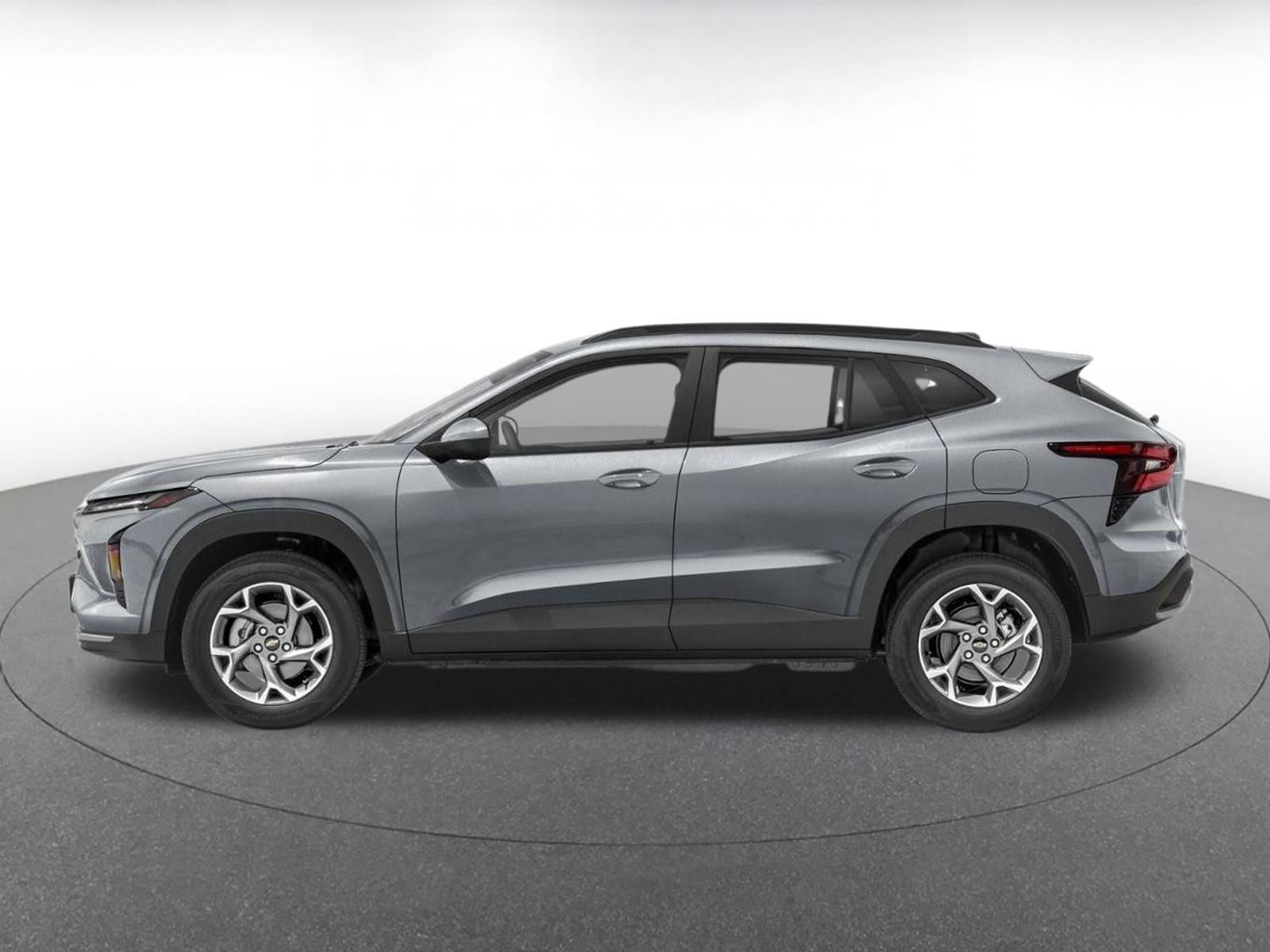 Used 2025 Chevrolet Trax LT w/ LT Convenience Package FWD image 9