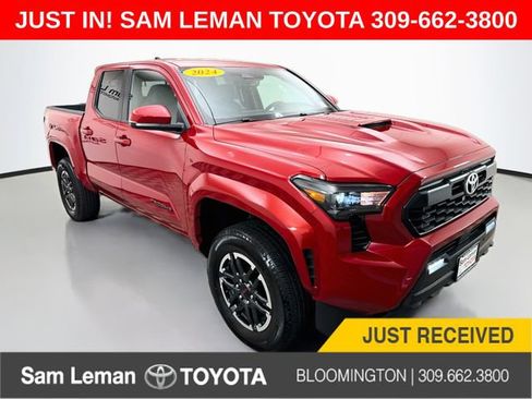 Used 2024 Toyota Tacoma TRD Sport w/ TRD Sport Upgrade Package AWD/4WD image 1