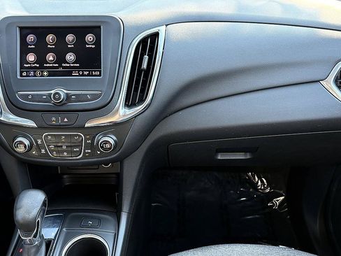 Used 2022 Chevrolet Equinox LT FWD image 14