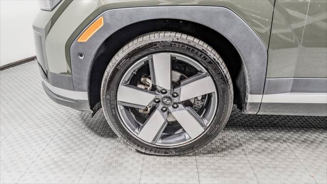 Used 2024 Hyundai Santa Fe Limited AWD/4WD image 39