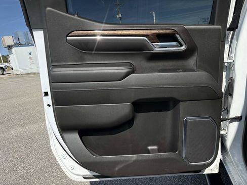 Used 2022 GMC Sierra 1500 SLE RWD image 16