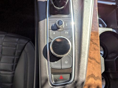 Used 2022 Cadillac Escalade ESV Sport Platinum image 26