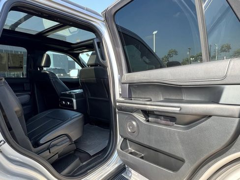 Used 2021 Ford Expedition XLT image 26