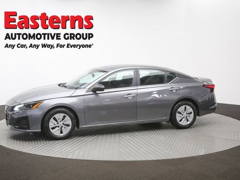 Used 2024 Nissan Altima 2.5 S FWD image 53