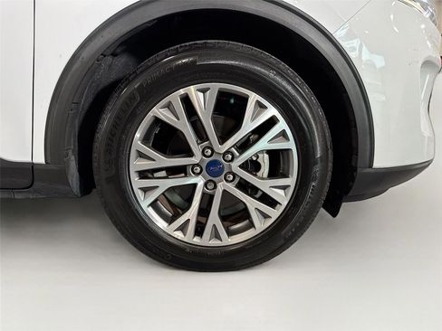 Used 2022 Ford Escape SEL FWD image 35