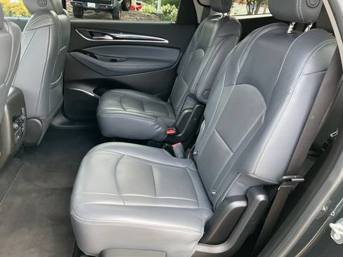 Used 2018 Buick Enclave Premium FWD image 16