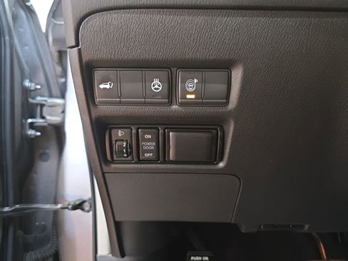 Used 2018 Nissan Armada Platinum w/ Captain Seat Package image 31