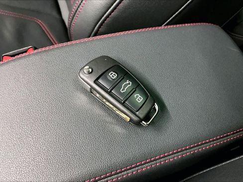 Used 2025 Audi Q3 2.0T Premium Plus w/ Premium Plus Package image 13