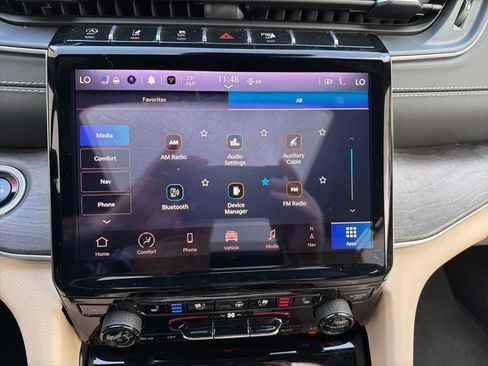 Certified 2025 Jeep Grand Cherokee L Limited w/ Luxury Tech Group II AWD/4WD image 95