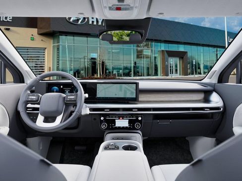 New 2026 Hyundai Ioniq 9 Limited AWD/4WD image 11