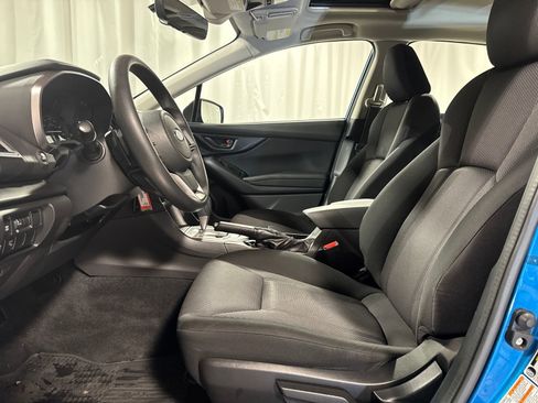 Used 2017 Subaru Impreza 2.0i Premium image 3