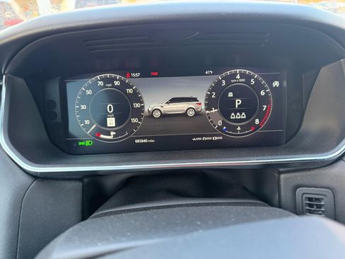 Used 2020 Land Rover Range Rover Sport HSE image 13