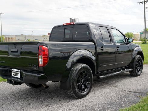 Used 2020 Nissan Frontier SV w/ Midnight Edition Floor Mats AWD/4WD image 21