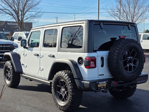 Used 2024 Jeep Wrangler Willys image 7