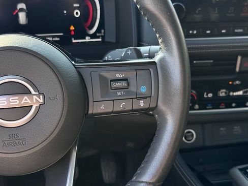 Certified 2023 Nissan Rogue Platinum w/ Platinum Premium Package image 18