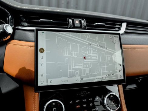 New 2026 Jaguar F-PACE R-Dynamic S image 13