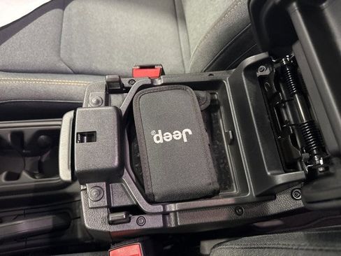 New 2025 Jeep Wrangler Sahara image 30