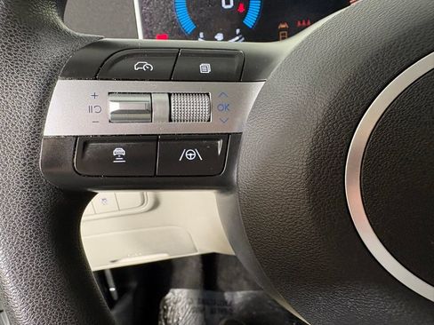 Used 2025 Hyundai Tucson SEL FWD image 24