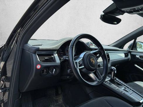 Used 2016 Porsche Macan S AWD/4WD image 10