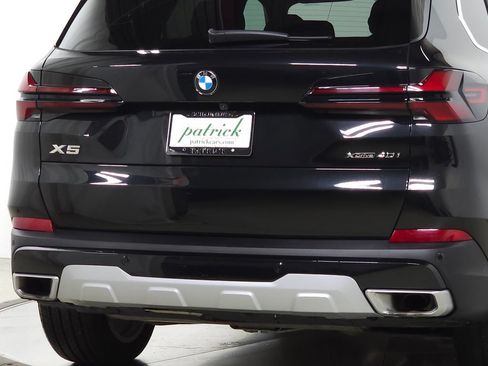 Used 2026 BMW X5 xDrive40i w/ Premium Package AWD/4WD image 10