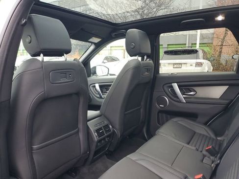 Used 2025 Land Rover Discovery Sport Dynamic SE AWD/4WD image 14