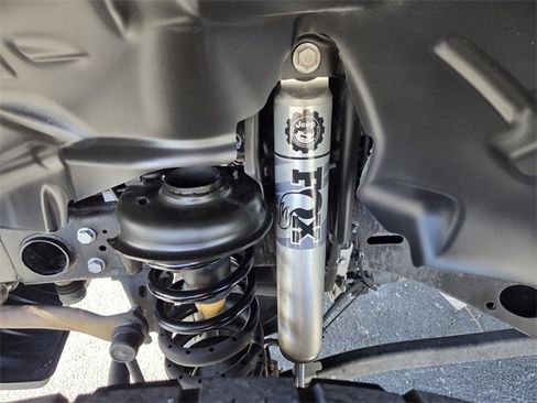 Certified 2023 Jeep Gladiator Overland image 21