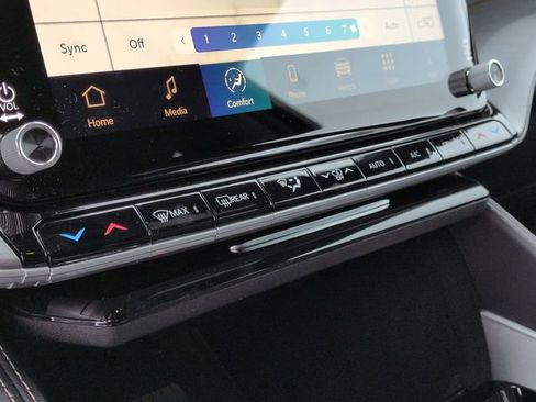 New 2026 Jeep Grand Wagoneer L Limited AWD/4WD image 22
