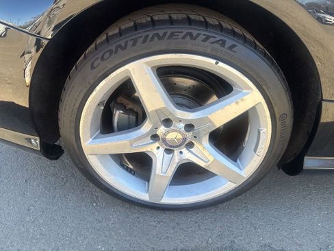 Used 2014 Mercedes-Benz SL 550 image 23