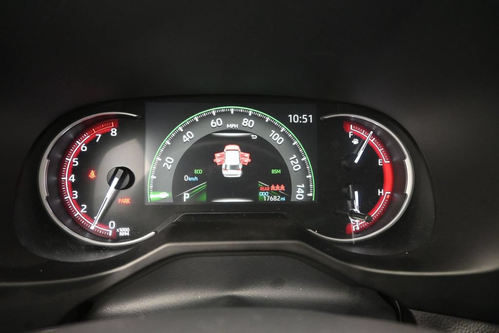 Used 2025 Toyota RAV4 XLE w/ Convenience Package FWD image 23