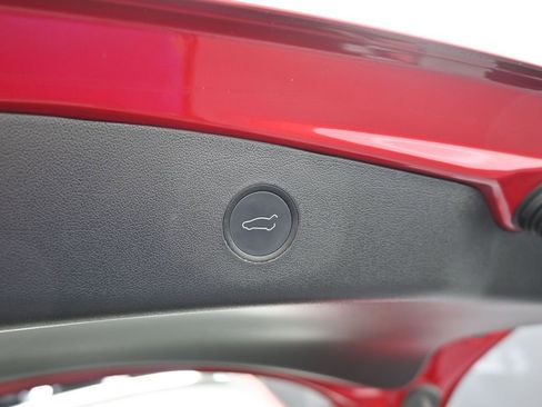 Used 2022 Tesla Model 3 Standard Range image 36