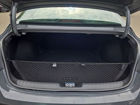 New 2026 Hyundai Elantra Limited FWD image 21