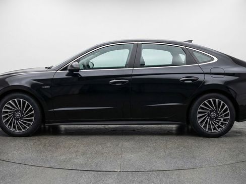 Used 2025 Hyundai Sonata SEL FWD image 5