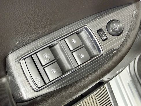 Used 2018 Chevrolet Impala Premier image 27