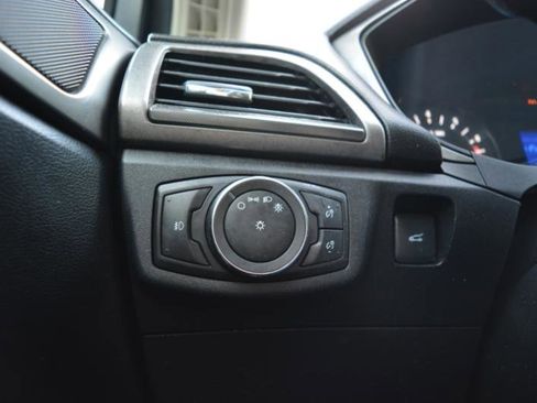 Used 2017 Ford Fusion S w/ Equipment Group 101A image 29