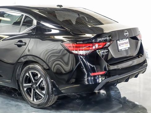 Used 2024 Nissan Sentra SV image 10