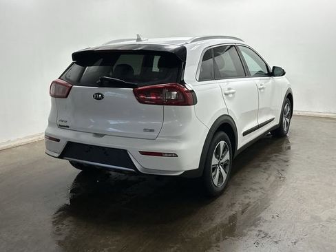 Used 2017 Kia Niro LX image 31
