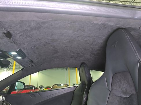 Used 2012 McLaren MP4-12C Coupe RWD image 2
