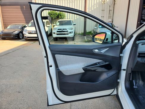 Used 2023 Volkswagen ID.4 Pro RWD image 23